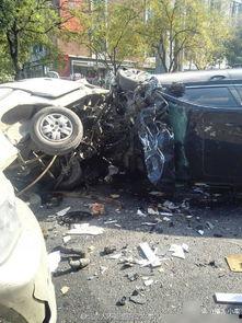 最新爆料车祸视频下载,现场惨状令人触目惊心  第3张