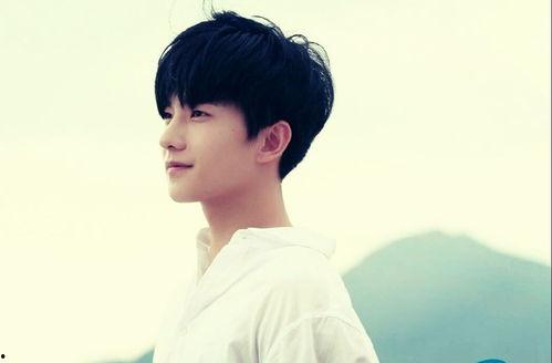 杨洋最新 爆料视频播放,揭秘明星幕后生活