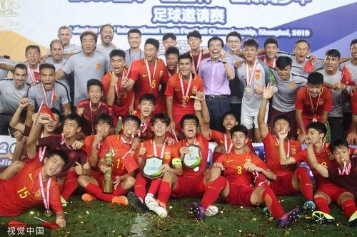 男足主持人爆料最新消息,最新消息震惊足坛! 第2张 男足主持人爆料最新消息,最新消息震惊足坛! 第2张