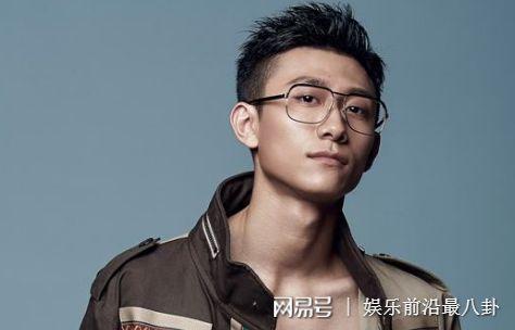 外网爆料张一山视频,揭秘明星背后的真实生活  第2张