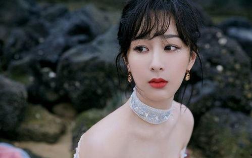 谁爆料杨紫吃蛋糕了视频,甜蜜蛋糕时刻曝光，网友直呼羡慕不已