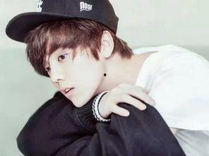 洪知秀恋情最新爆料,神秘女友身份曝光，甜蜜细节引热议  第3张