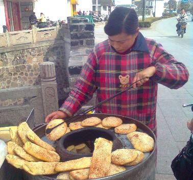 烧饼母亲爆料视频,揭秘家庭背后的感人故事 第3张 烧饼母亲爆料视频,揭秘家庭背后的感人故事 第3张